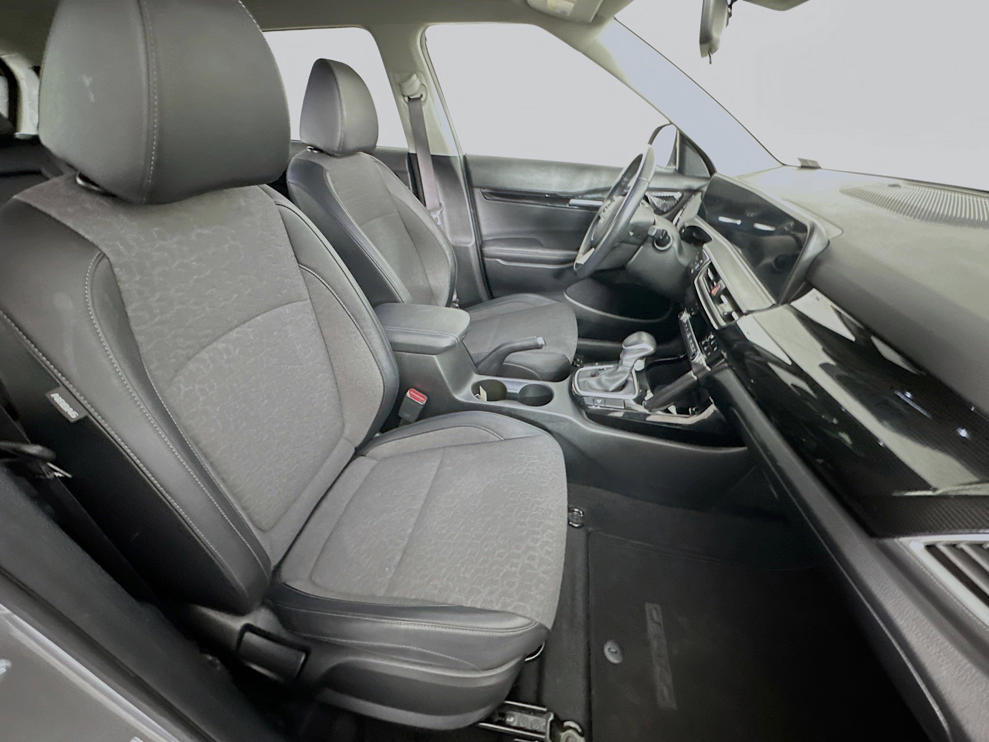 Used 2025 Kia Seltos S FWD image 29