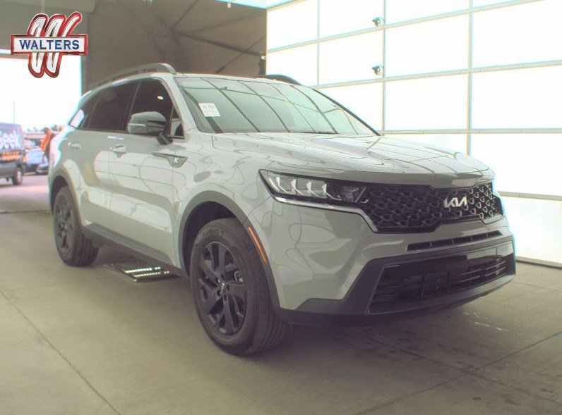 Used 2023 Kia Sorento S w/ Panoramic Sunroof Package AWD/4WD image 1
