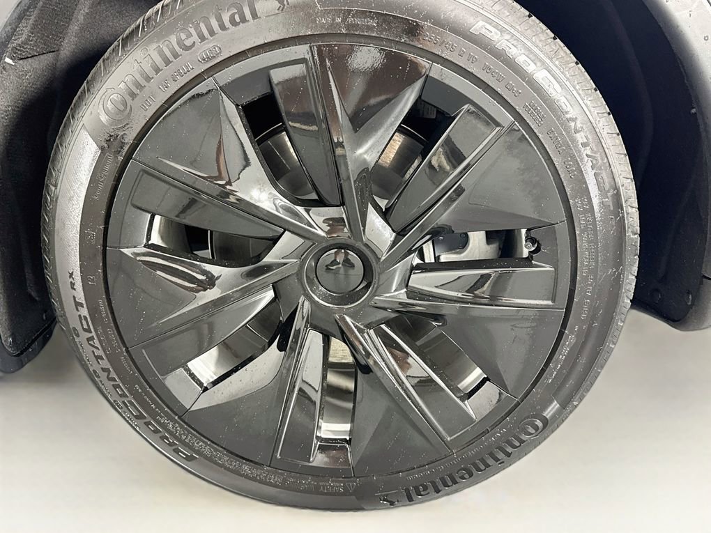 Used 2020 Tesla Model Y Long Range AWD/4WD image 28