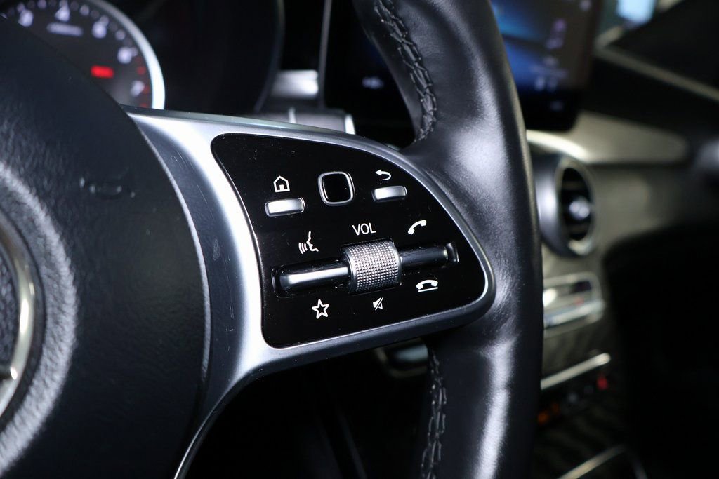 Used 2021 Mercedes-Benz GLC 300 4MATIC image 24