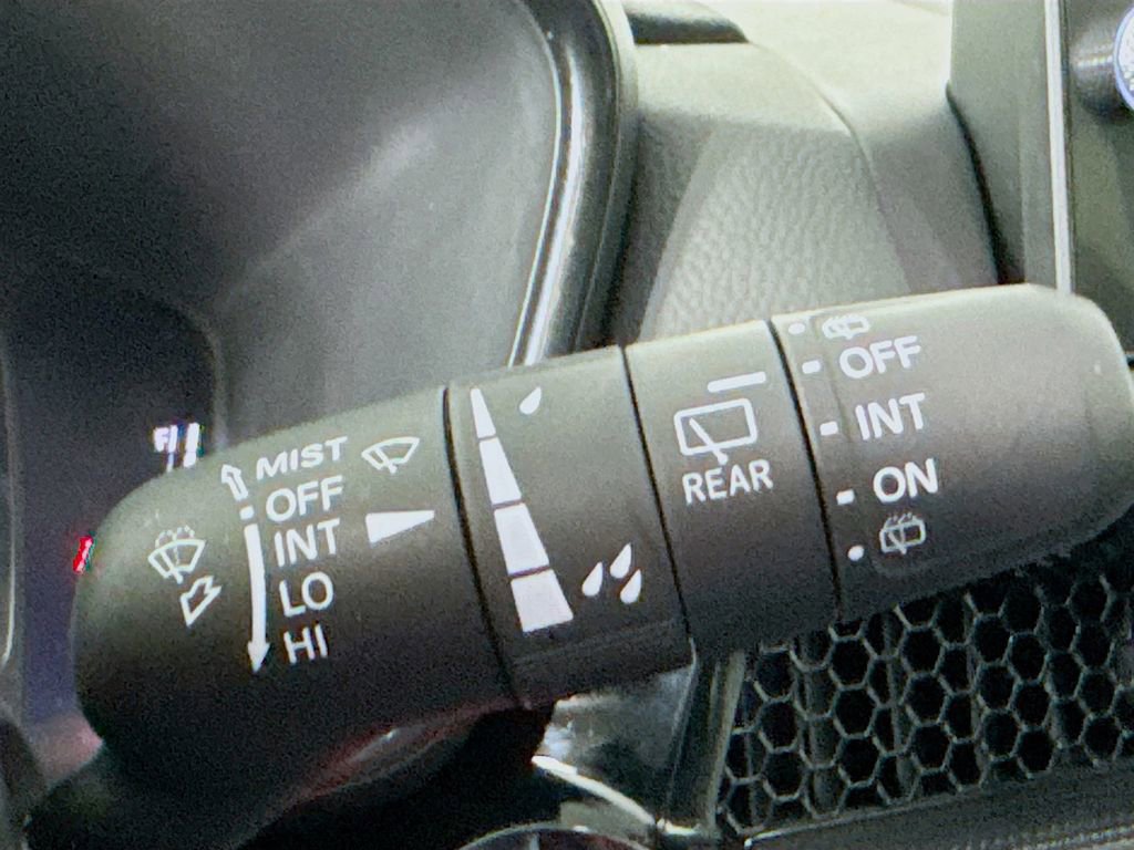 Used 2026 Honda CR-V EX-L image 13