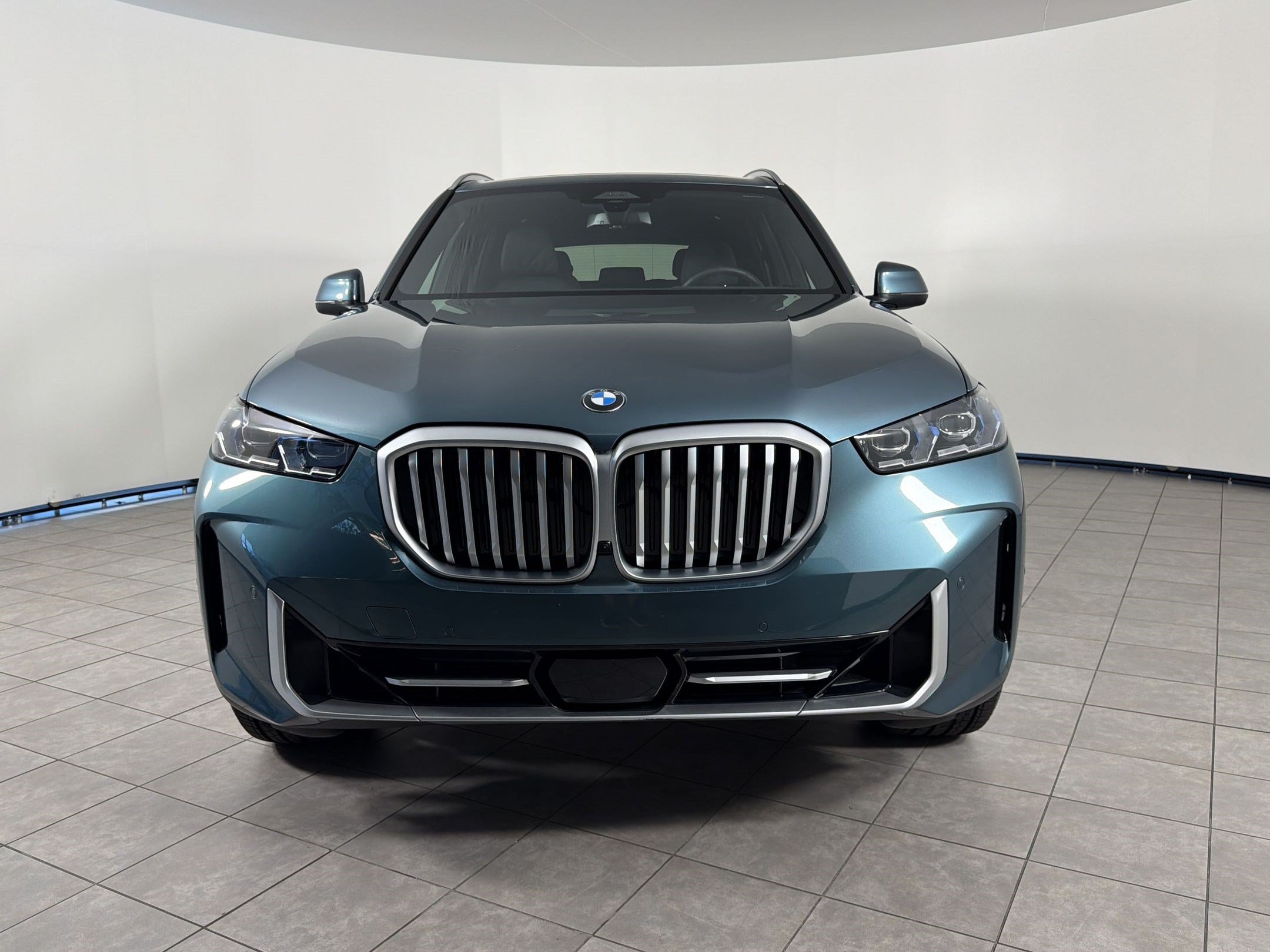 Certified 2026 BMW X5 sDrive40i RWD image 6