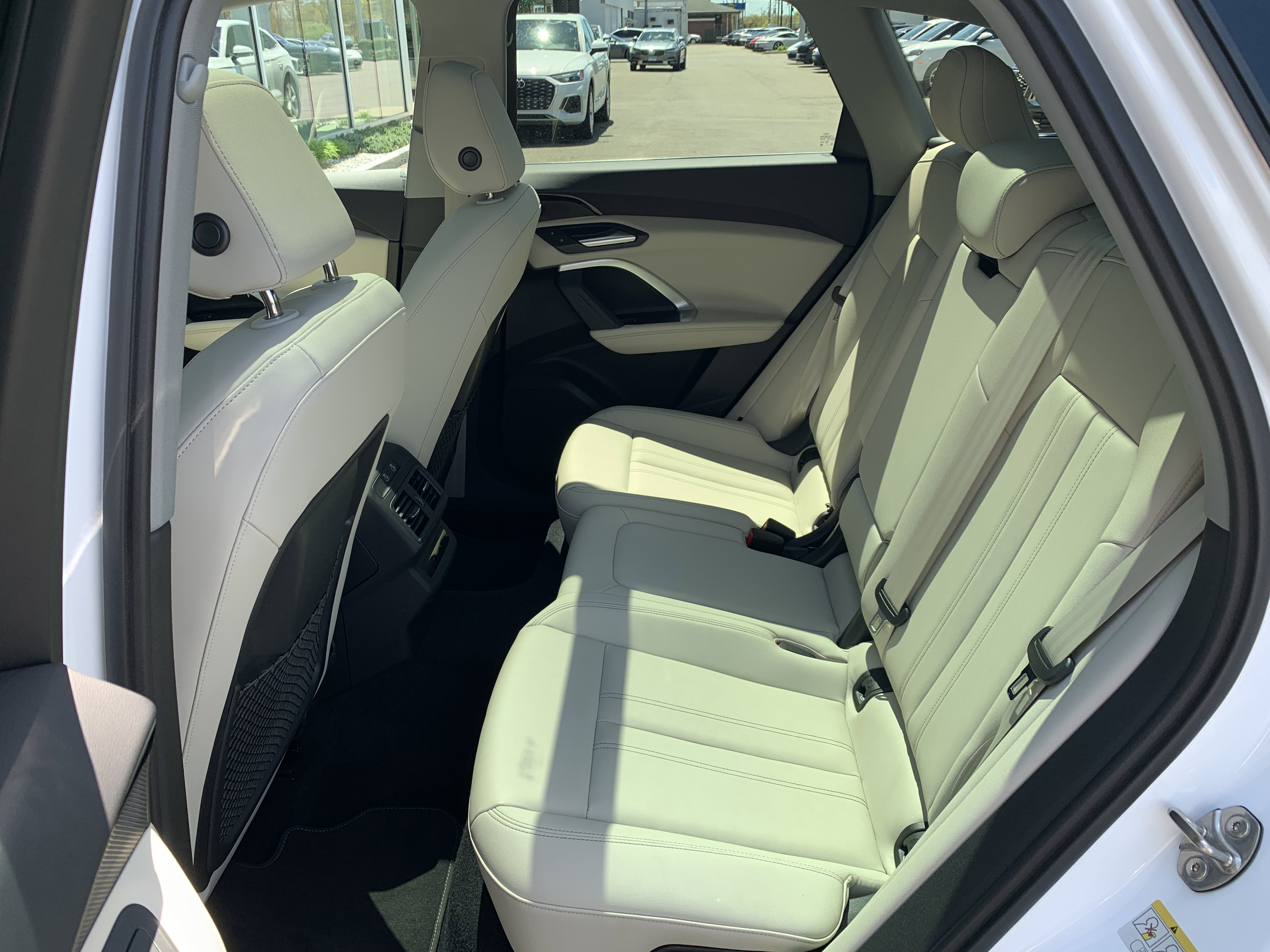 Certified 2025 Audi Q5 Premium w/ Convenience Package AWD/4WD image 14