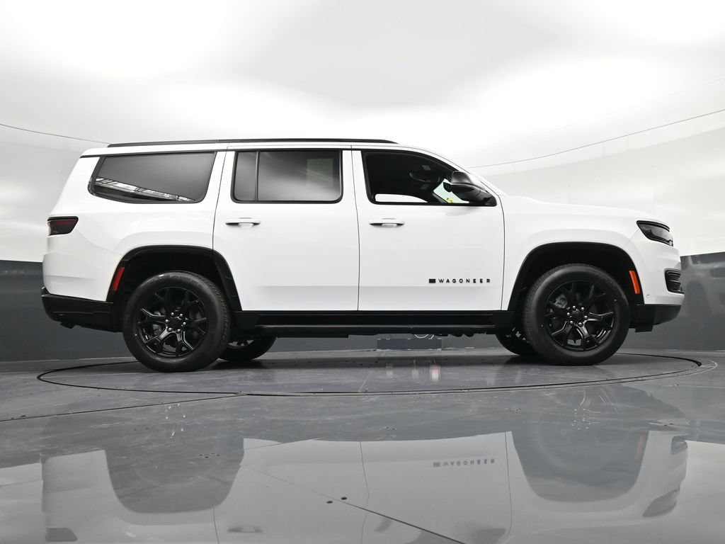 Used 2023 Jeep Wagoneer Series II RWD image 23