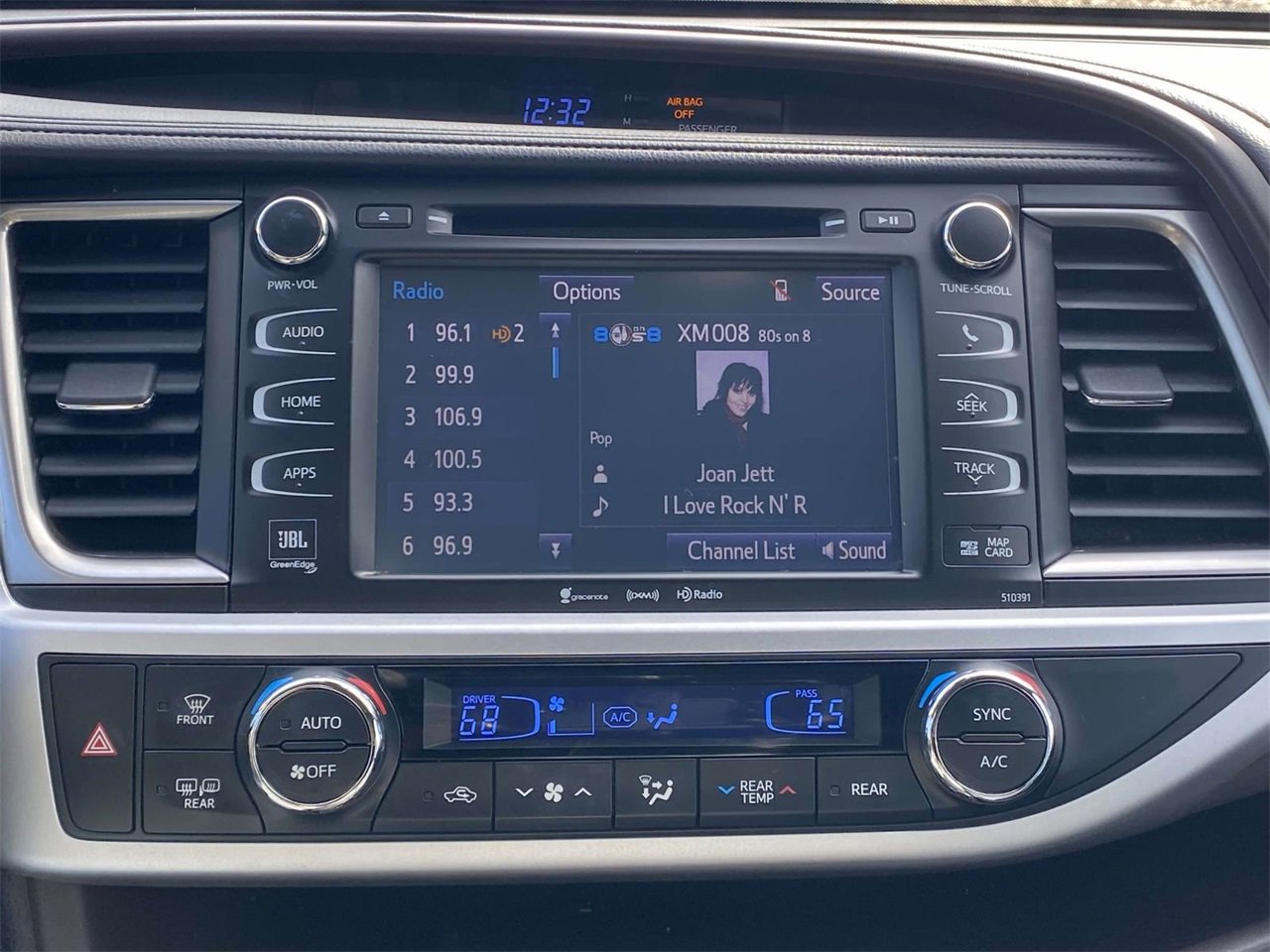 Used 2019 Toyota Highlander AWD V6 image 29