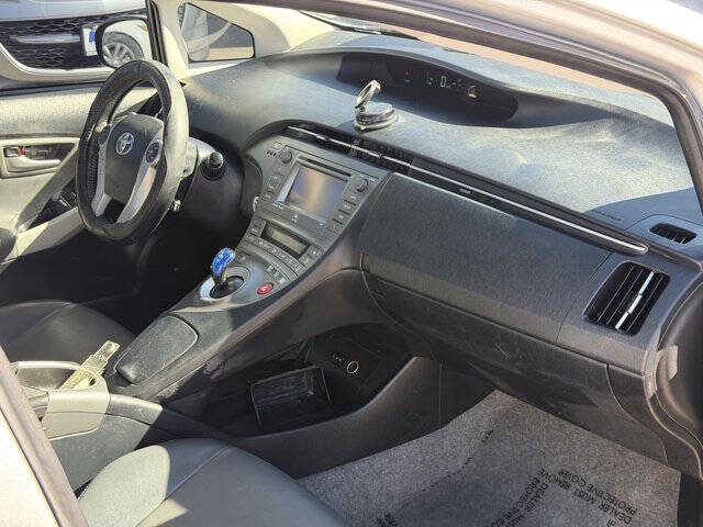 Used 2012 Toyota Prius Five image 18