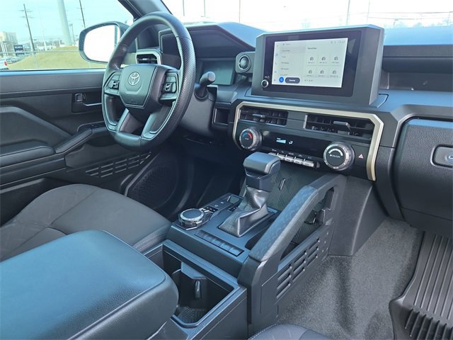 Used 2024 Toyota Tacoma SR image 16