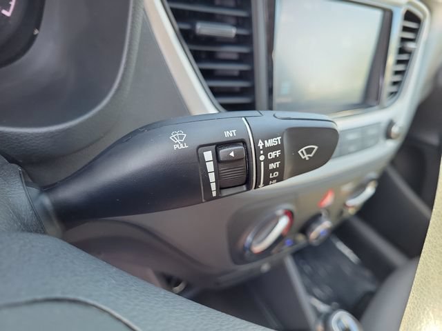 Used 2022 Hyundai Accent SEL FWD image 26