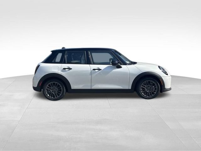 New 2026 MINI Cooper 4-Door Hardtop FWD image 2