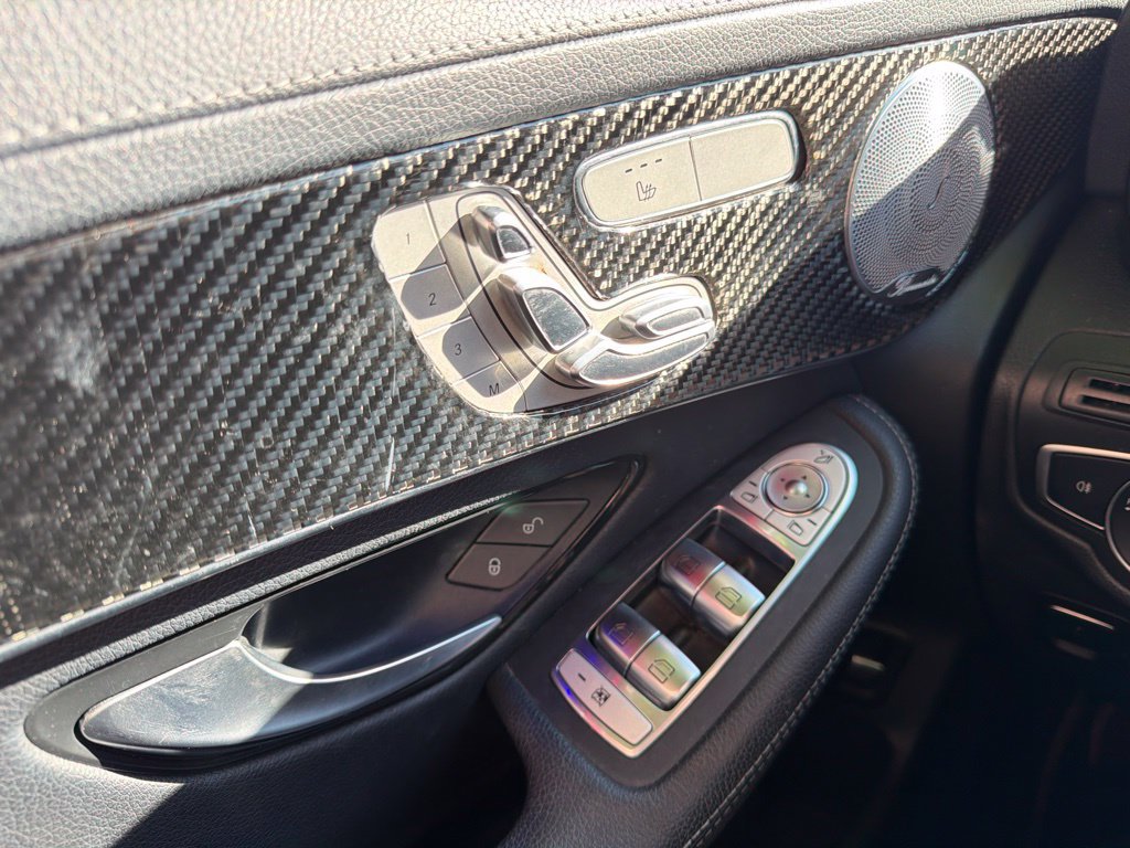 Used 2020 Mercedes-Benz GLC 300 4MATIC image 19