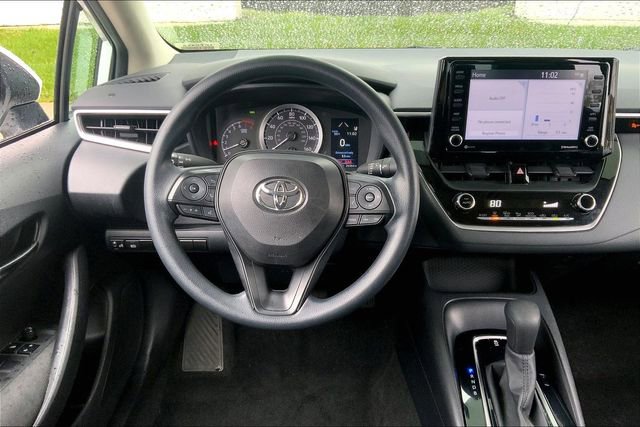 Used 2022 Toyota Corolla LE w/ LE Convenience Package image 5