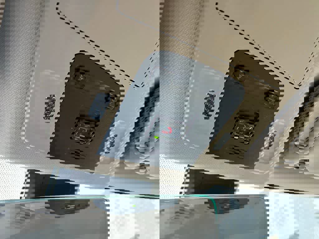 Used 2023 Toyota Camry LE image 31