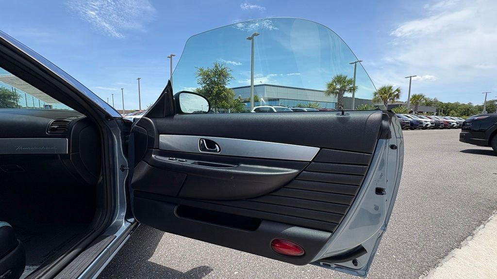 Used 2005 Ford Thunderbird RWD image 15