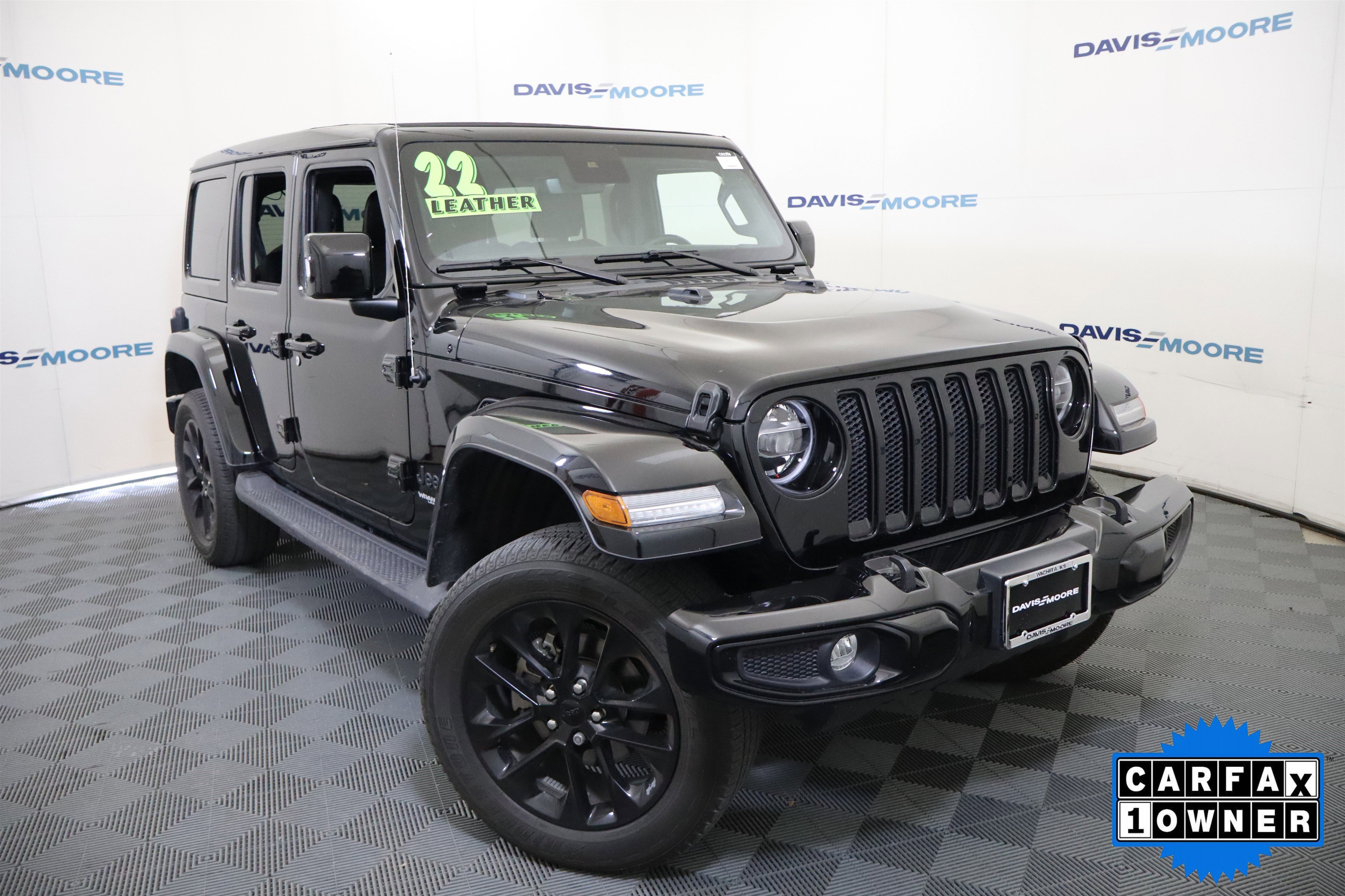 Used 2022 Jeep Wrangler Unlimited Sahara AWD/4WD image 2