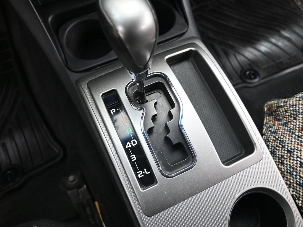 Used 2015 Toyota Tacoma Base image 22