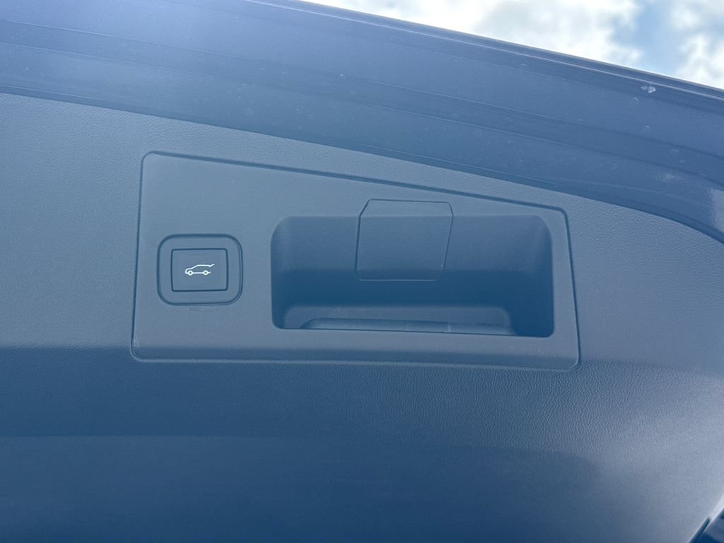 New 2026 Cadillac XT5 Sportv AWD/4WD image 12