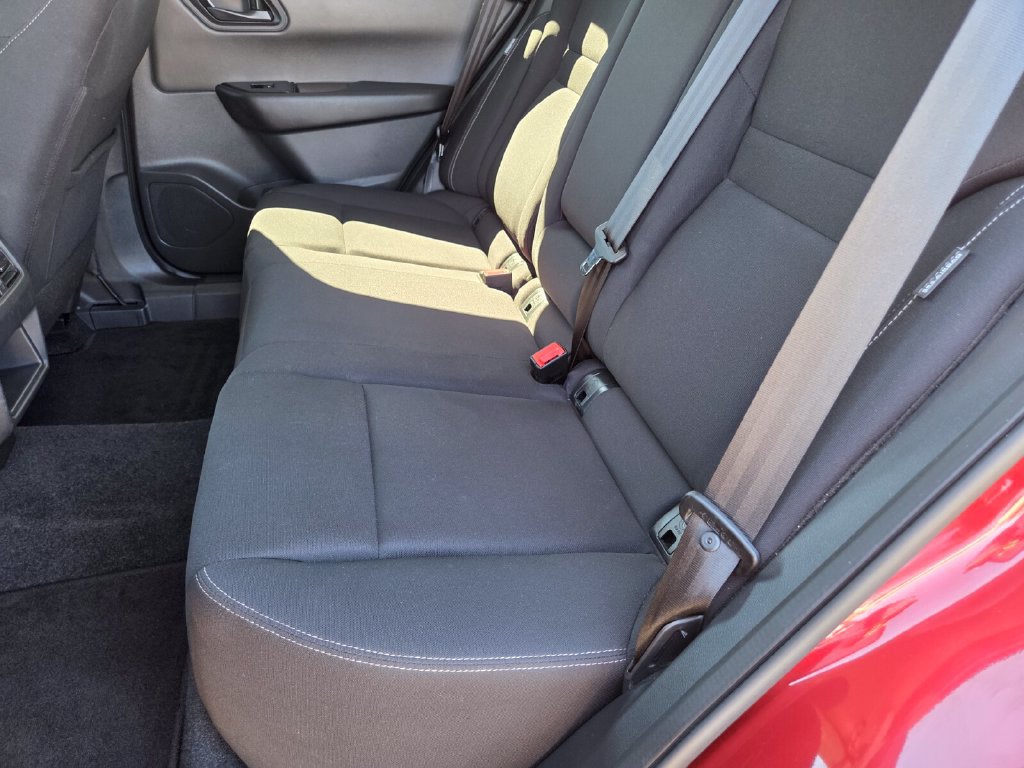 Used 2026 Nissan Rogue S FWD image 23