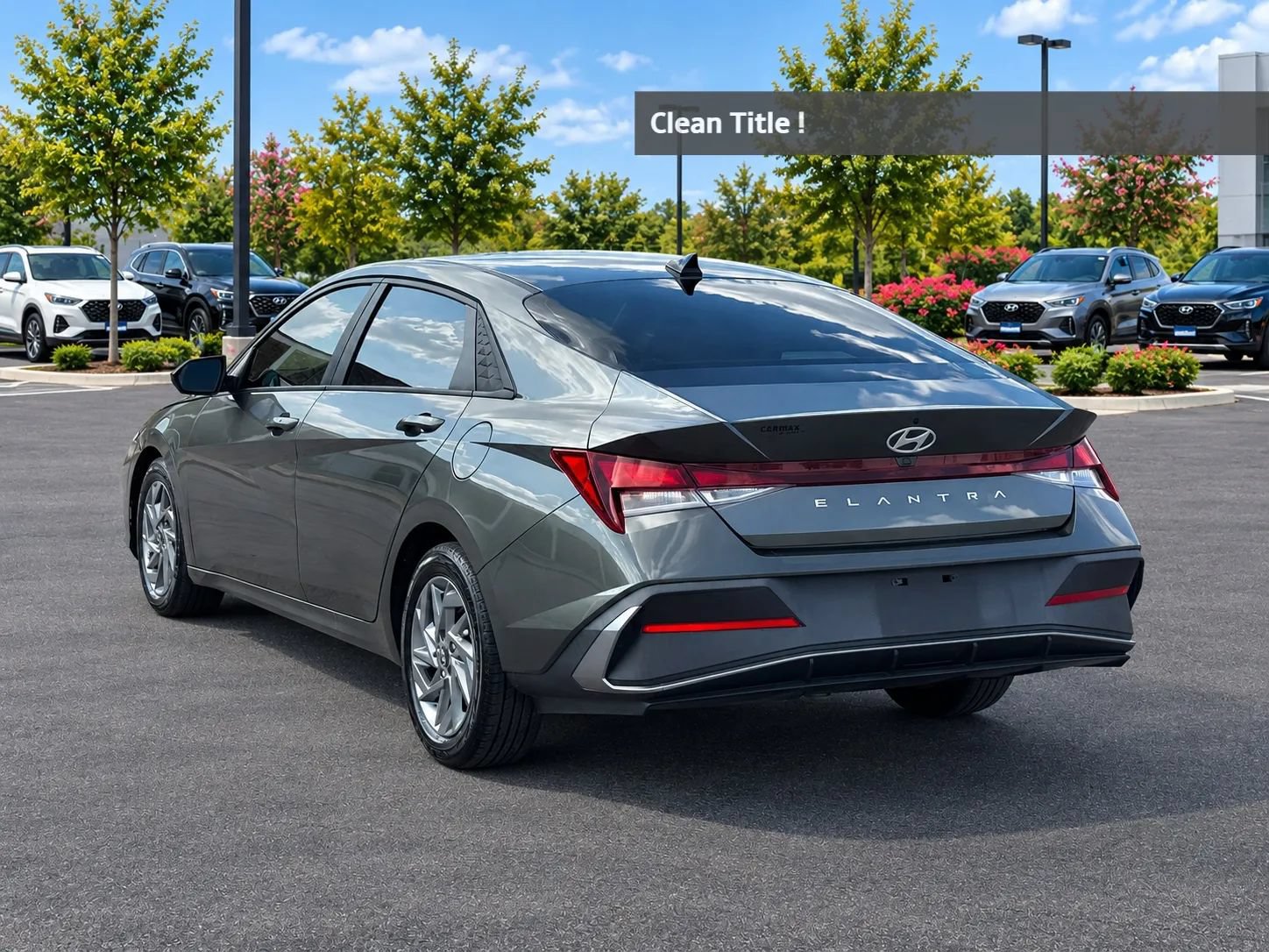 Used 2024 Hyundai Elantra SEL FWD image 4