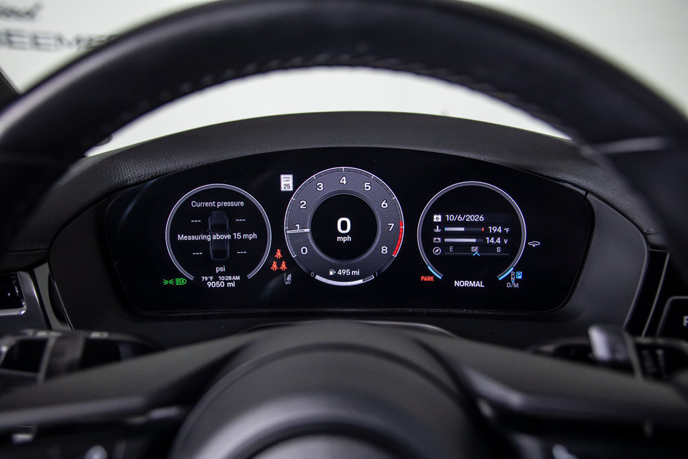 Used 2024 Porsche Panamera image 27
