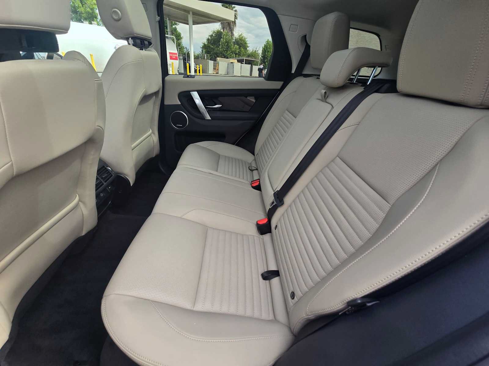 Used 2025 Land Rover Discovery Sport S AWD/4WD image 18