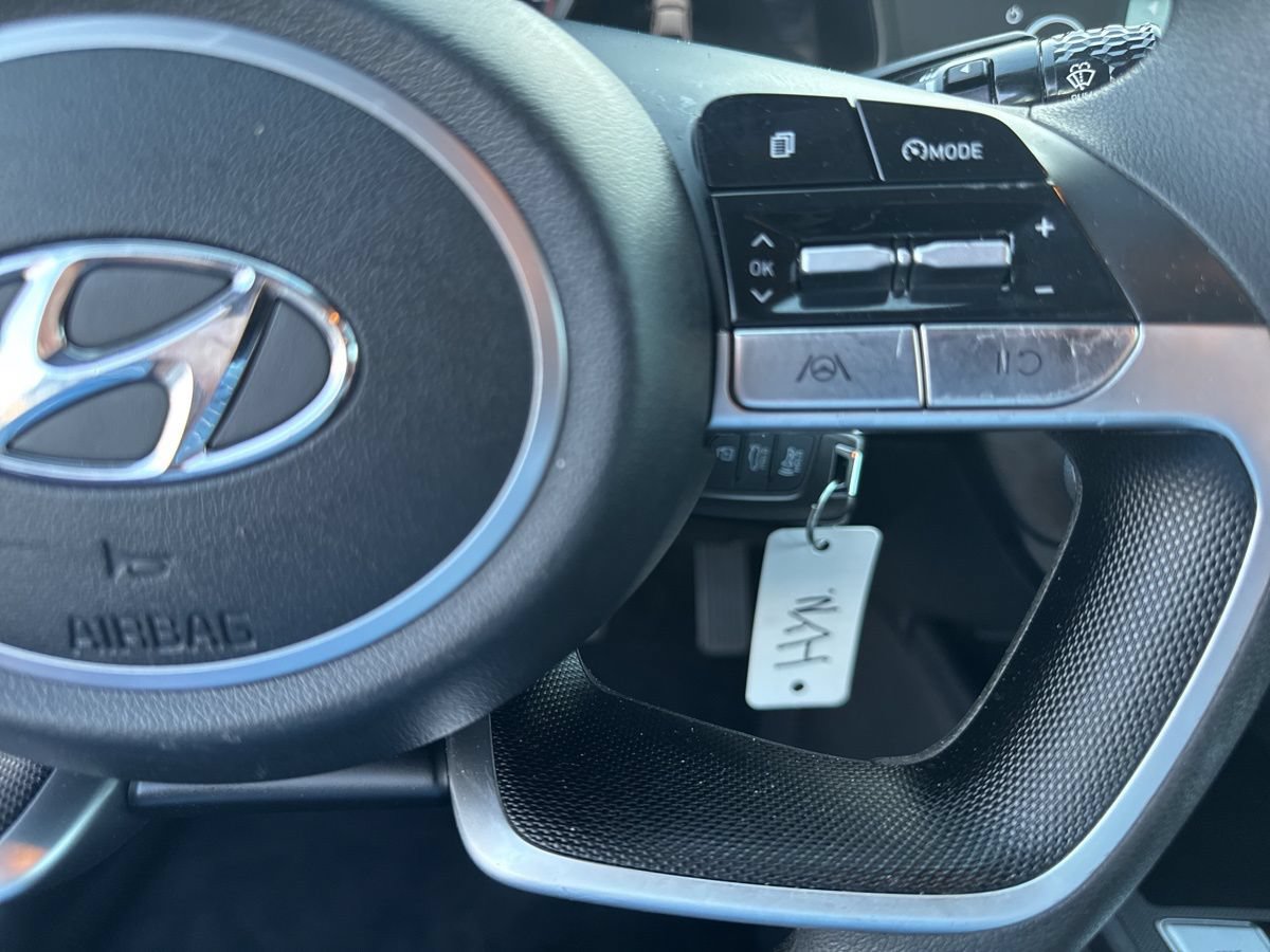 Used 2023 Hyundai Elantra SE FWD image 19