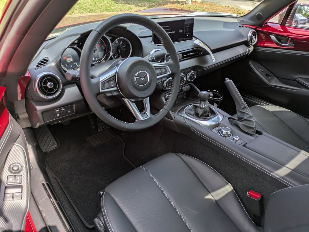 New 2026 MAZDA MX-5 Miata RF Grand Touring RWD image 22