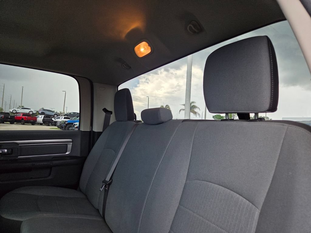 Used 2021 RAM 1500 Classic SLT AWD/4WD image 21