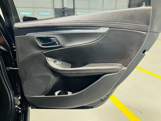 Used 2019 Chevrolet Impala LT w/ LT Convenience Package image 34