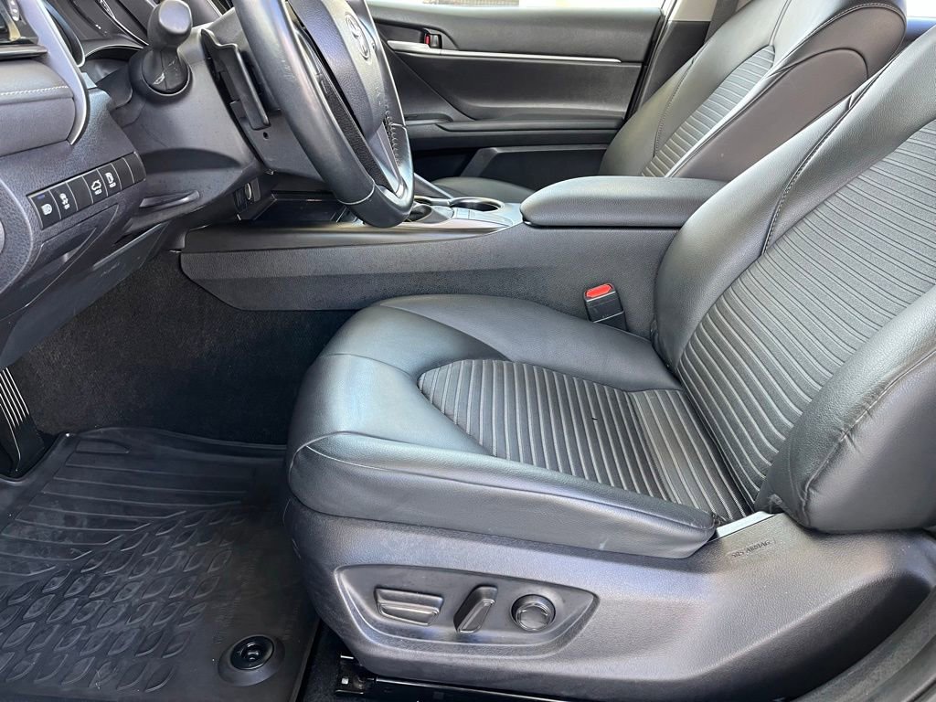 Used 2024 Toyota Camry SE FWD image 14