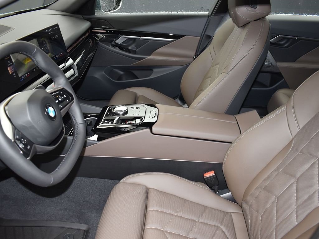 New 2026 BMW 530i w/ Premium Package image 13