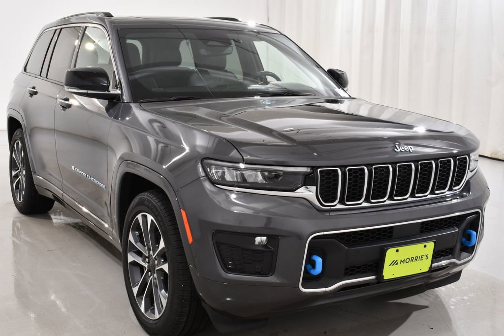Used 2022 Jeep Grand Cherokee Overland AWD/4WD image 4