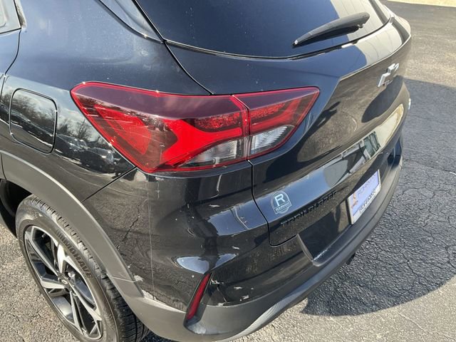 Used 2022 Chevrolet TrailBlazer RS image 28