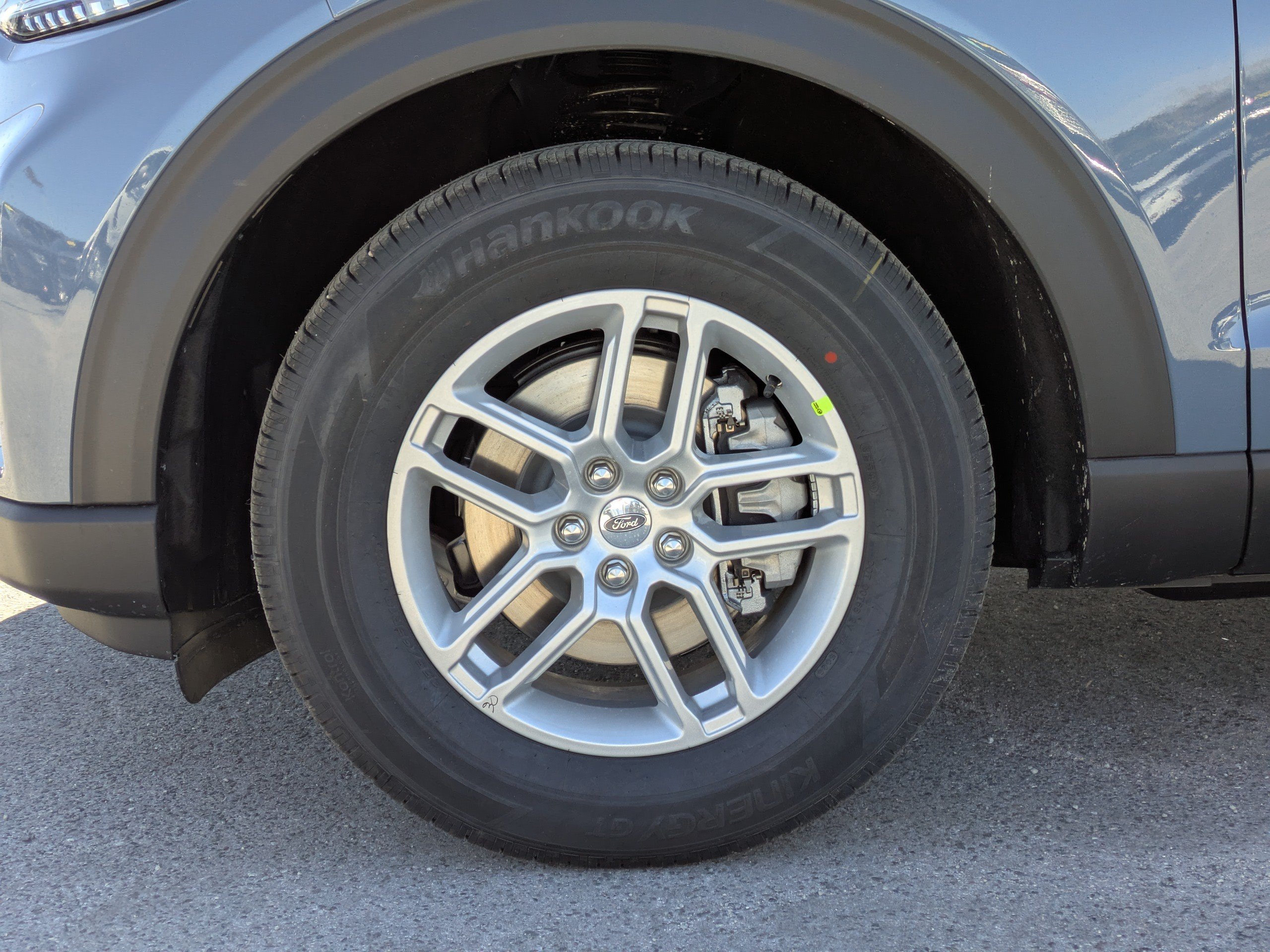 New 2026 Ford Explorer Active RWD image 20