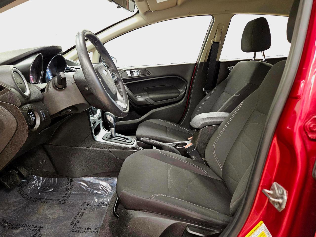 Used 2016 Ford Fiesta SE image 10