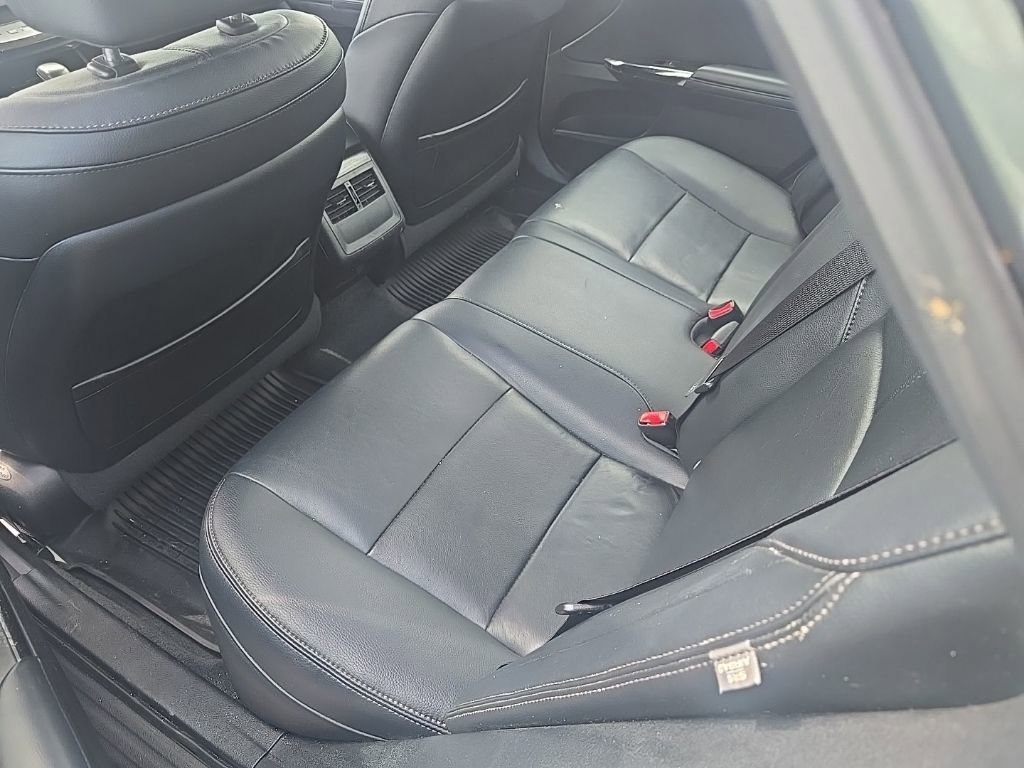 Used 2018 Toyota Avalon Touring w/ All Weather Liner Package FWD image 19