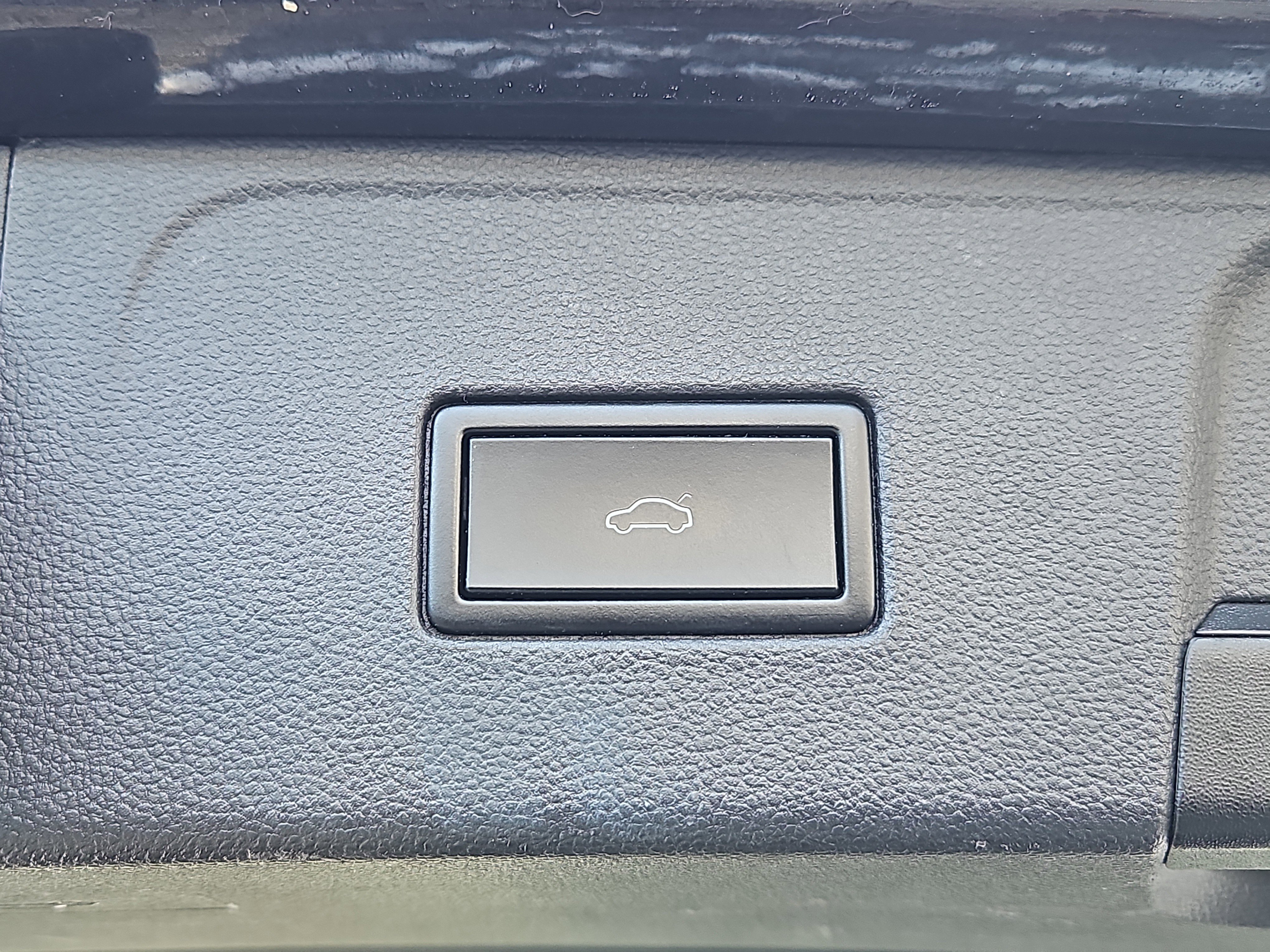 Used 2019 Volkswagen Atlas SE w/ Panoramic Sunroof Package image 15