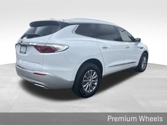 Used 2024 Buick Enclave Premium image 20