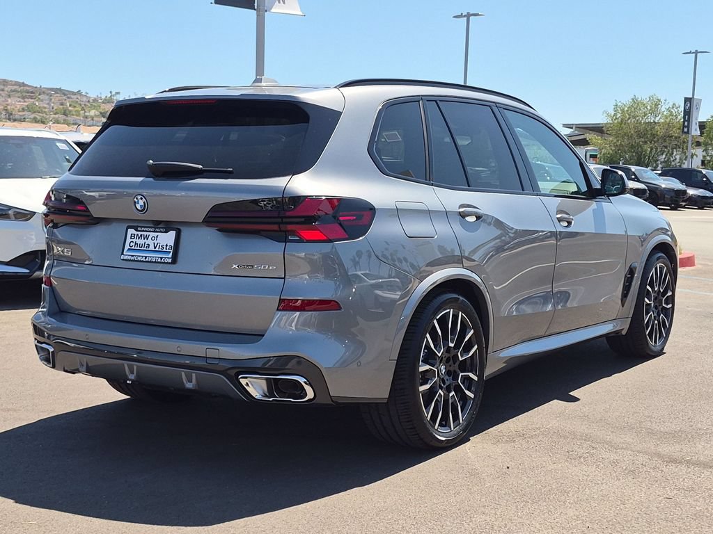 New 2026 BMW X5 xDrive50e w/ M Sport Package AWD/4WD image 6