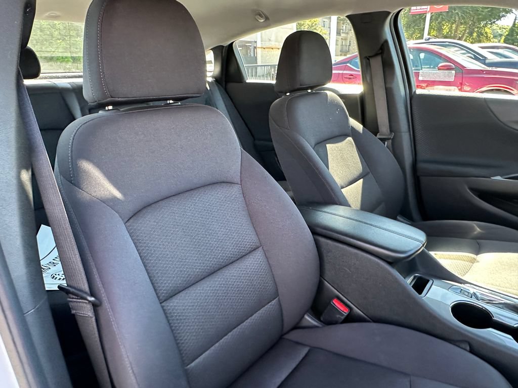 Used 2024 Chevrolet Malibu LT FWD image 16