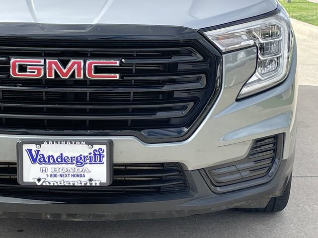 Used 2023 GMC Terrain SLE w/ Driver Convenience Package FWD image 7