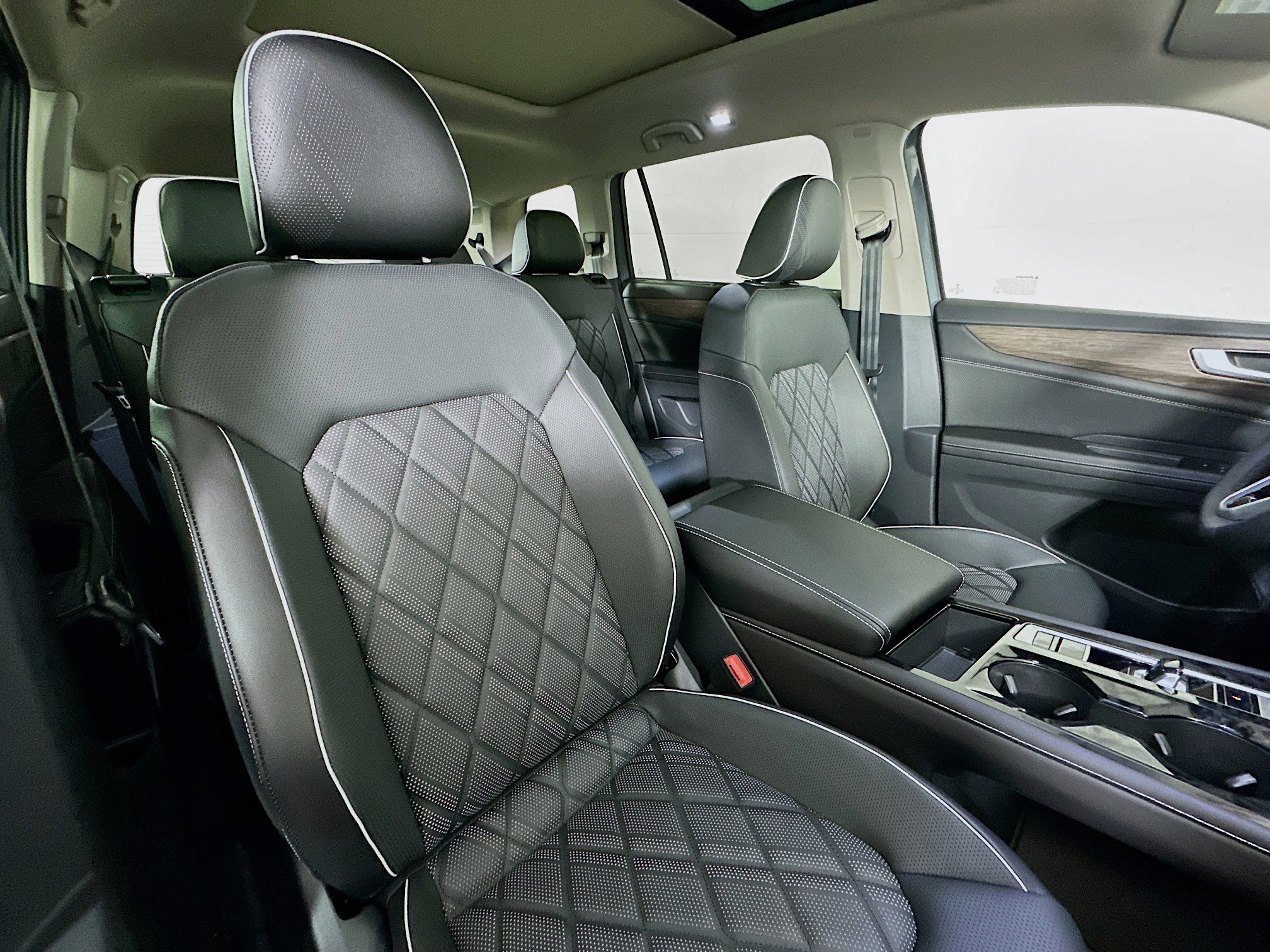 New 2026 Volkswagen Atlas SEL Premium R-Line image 29