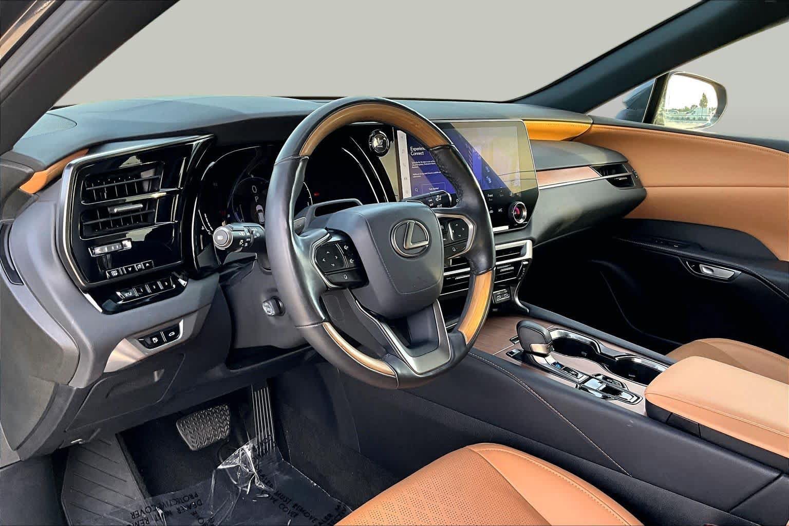 Used 2024 Lexus RX 350 Premium Plus w/ Convenience Package FWD image 15