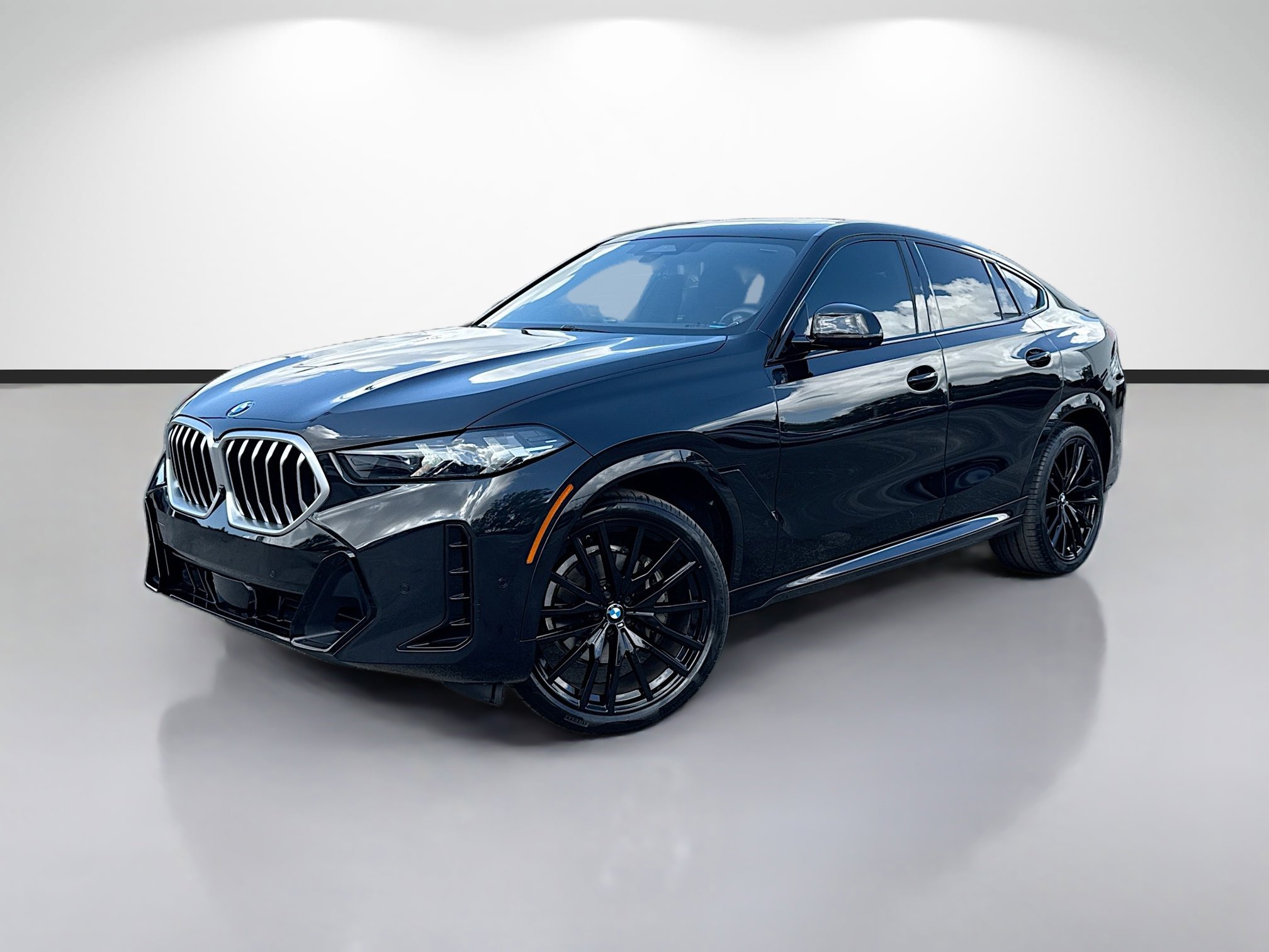 Used 2024 BMW X6 xDrive40i w/ Parking Assistance Package AWD/4WD image 1
