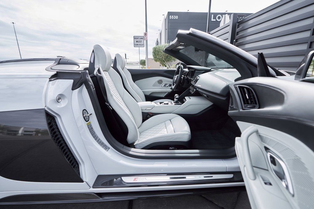 Used 2021 Audi R8 V10 performance image 31