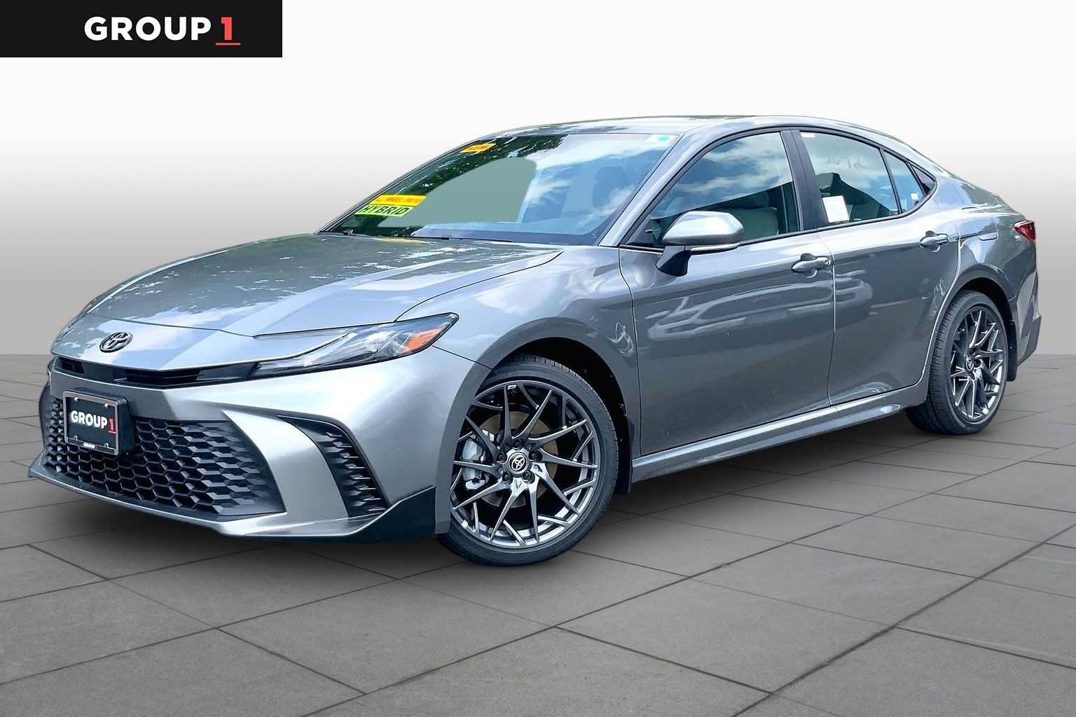 New 2026 Toyota Camry SE w/ Convenience Package