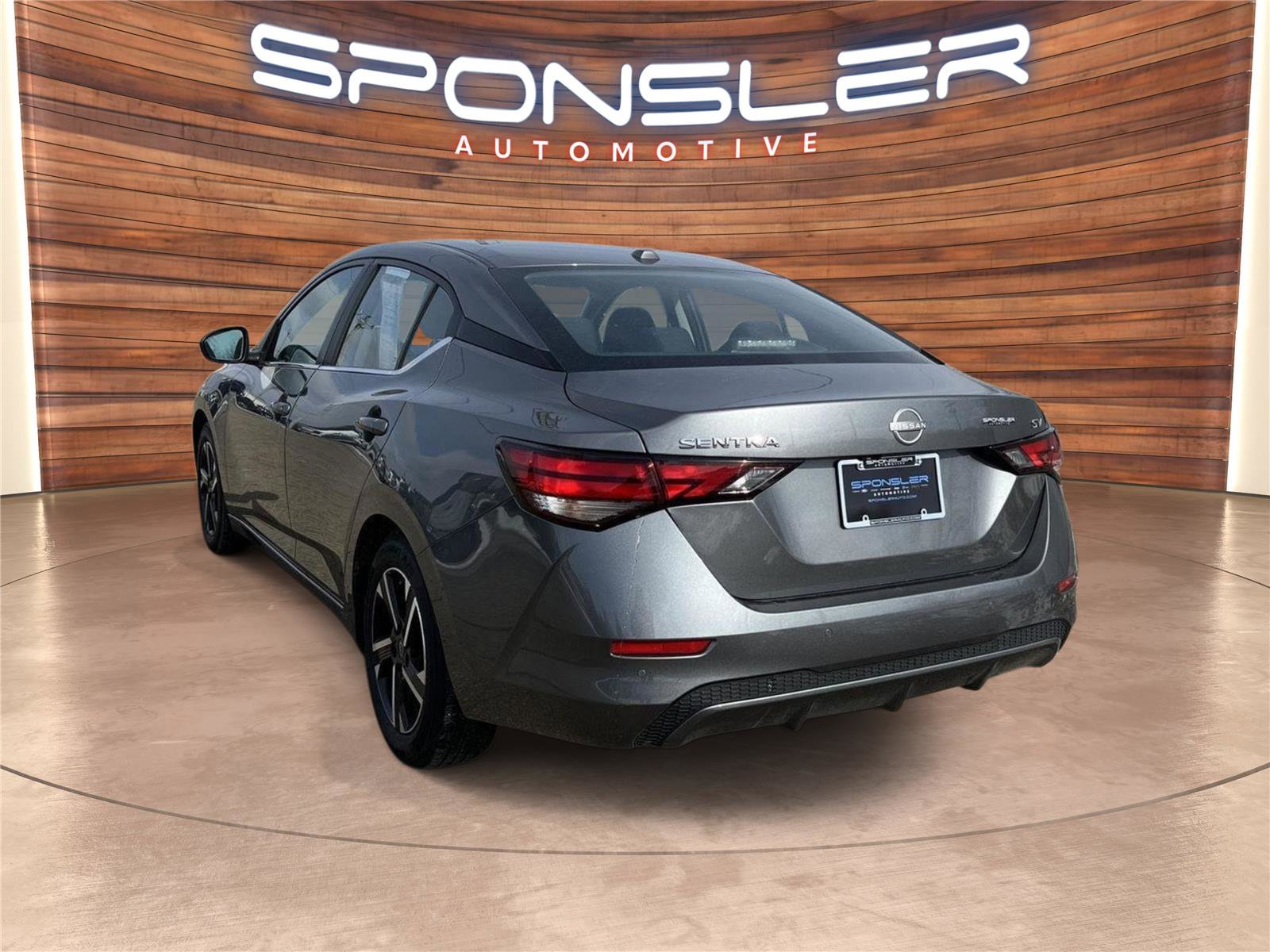 Used 2024 Nissan Sentra SV image 3