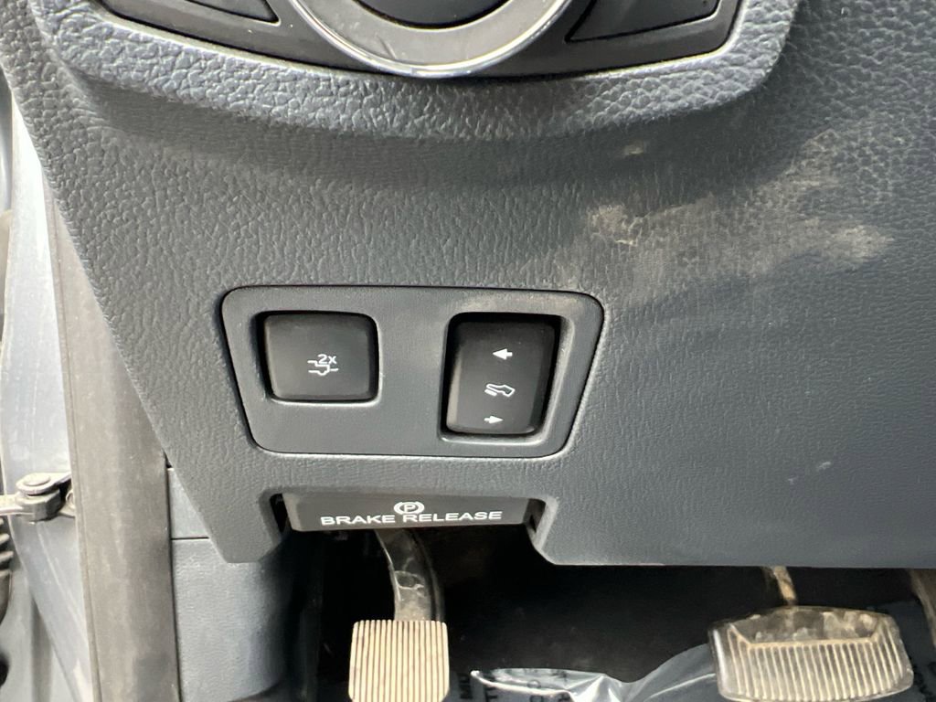 Used 2022 Ford F250 Lariat w/ Black Appearance Package image 15