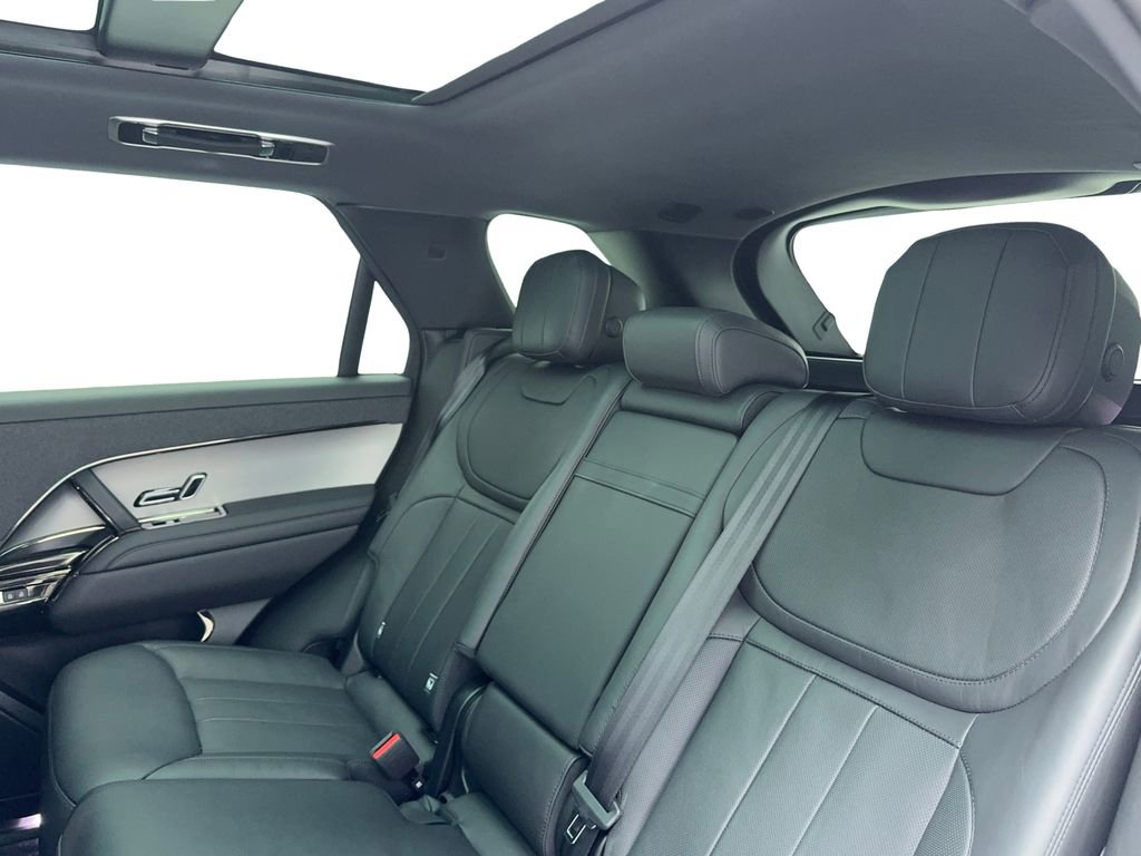Used 2024 Land Rover Range Rover Sport SE image 39
