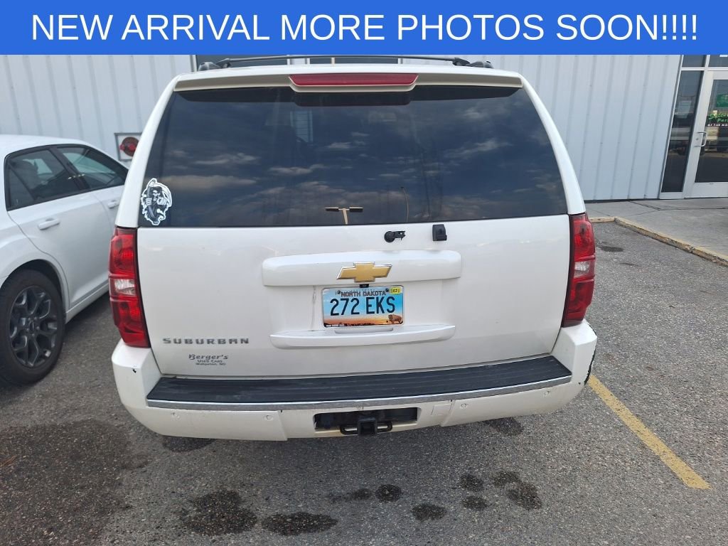 Used 2013 Chevrolet Suburban LTZ AWD/4WD image 6