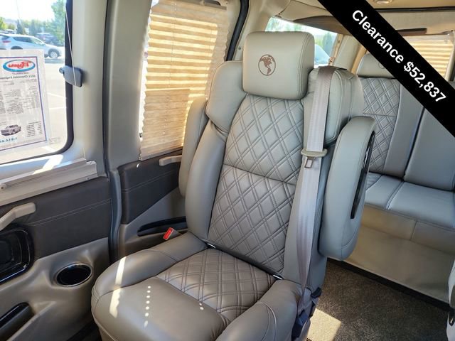 Used 2021 Chevrolet Express 2500 image 30